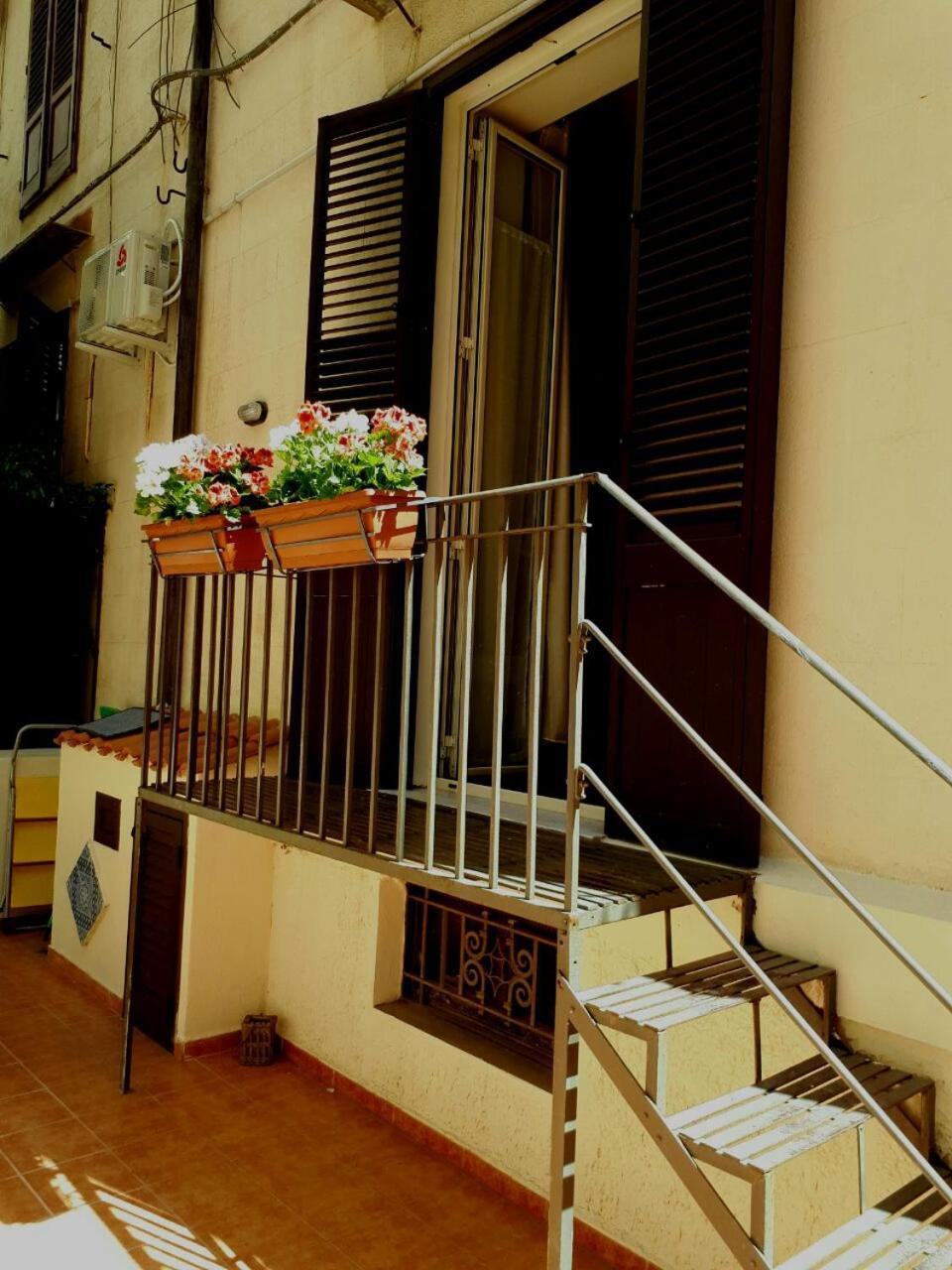 Rabbad Apartments ปาแลร์โม ภายนอก รูปภาพ